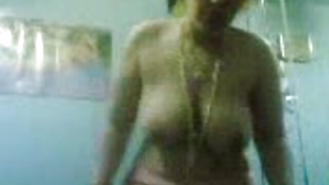 お気に入り :  ソファの上に伸びる驚くべきおっぱいを持つ短い髪の熟女 女の子 無料 av アダルト動画 